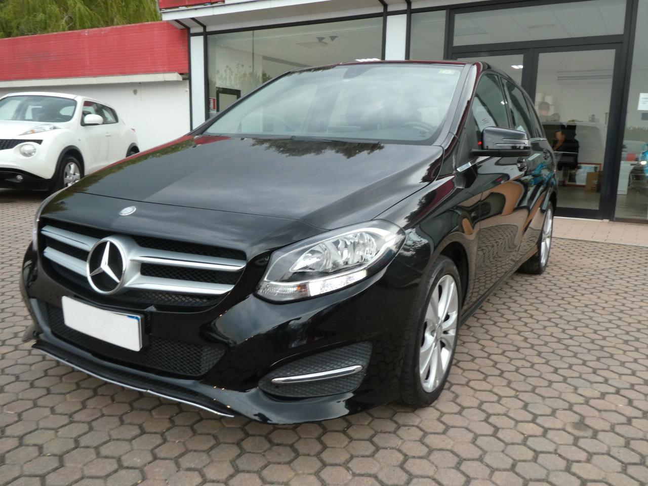 Mercedes-benz B 180 B 180 d Premium