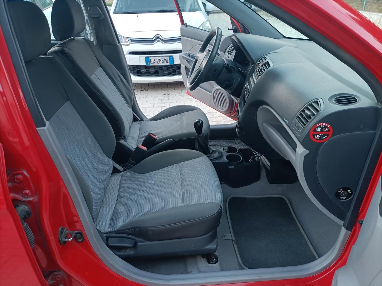 Kia Picanto 1.0 benzina/ok neopatentati