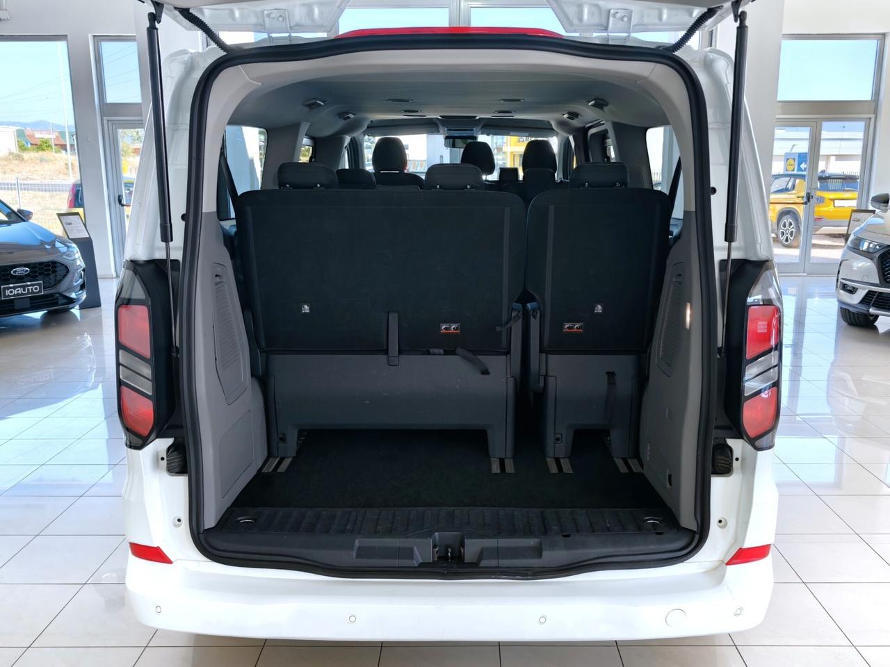 Ford Tourneo Custom 2.0 Ecoblue 9 posti - 2024