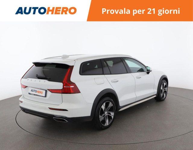 VOLVO V60 Cross Country B4 (d) AWD Geartronic Business Pro