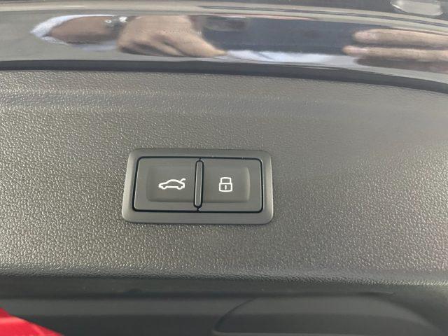 AUDI A3 SPB 35TFSI Stronic S line Sline BLACL LINE/MATRIX