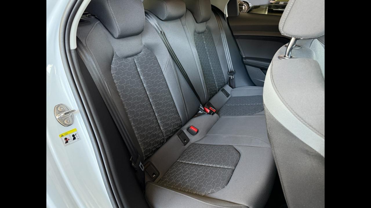 AUDI A1 II 2022 allstreet - A1 allstreet 30 1.0 tfsi Business 116cv s tronic