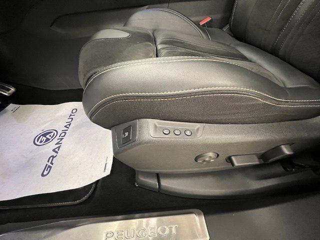 PEUGEOT 3008 II 2021 - 1.5 bluehdi GT Pack s&s 130cv eat8