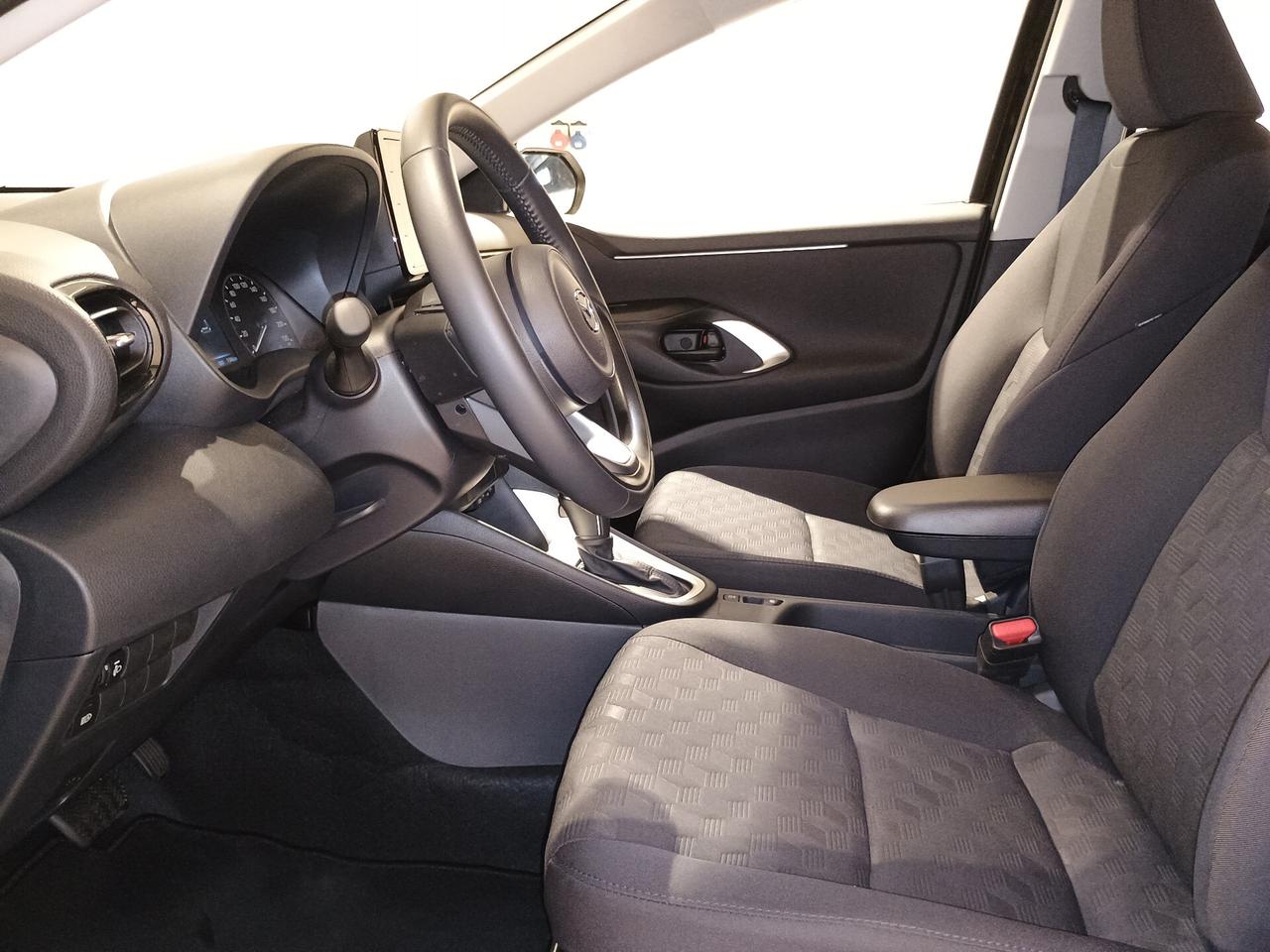 Mazda Mazda2 Hybrid 1.5 VVT e-CVT Full Elec. Exclusive-Line Prezzo di Listino €. 29.357, 00 Prezzo Promozione €. 25.900,00