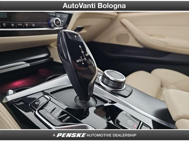 BMW Serie 5 530d Touring mhev 48V Msport auto
