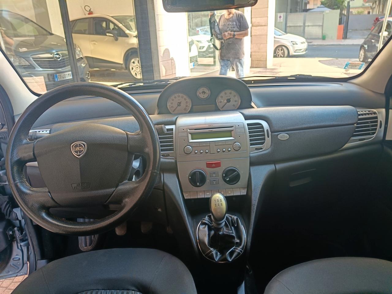 LANCIA YPSILON 1.2-NEOPATENTATI-Euro4490-