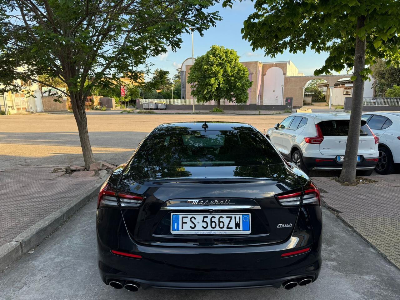 Maserati Ghibli RIBELLE V6 Diesel Bi-Color