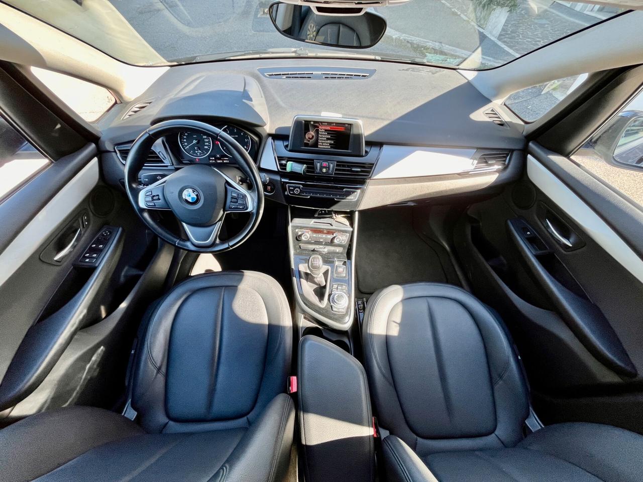 Bmw 2er Active Tourer 218d Advantage