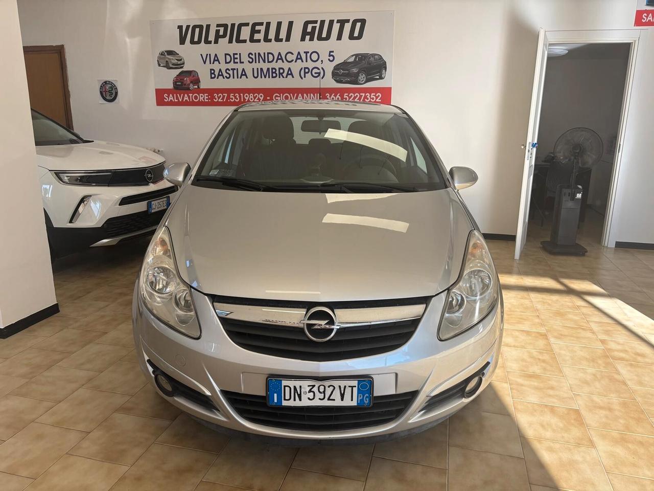 OPEL CORSA ANNO 2008 BZ 1.2 ADATTA NEOPATENTATI KM 152 MILA