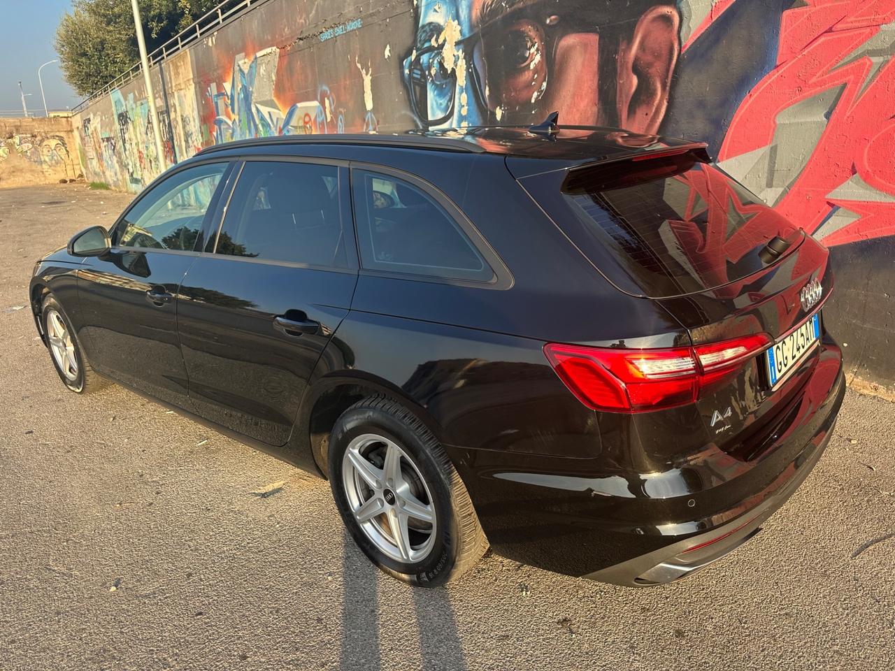 Audi A4 Avant 35 TDI/163 CV S tronic/F1