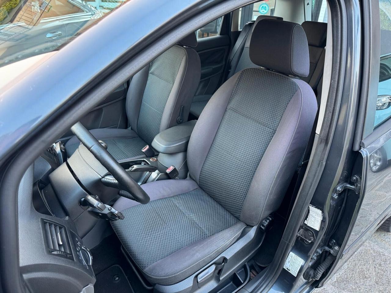 FORD C-MAX 1.6 TDCi 110cv TITANIUM DPF