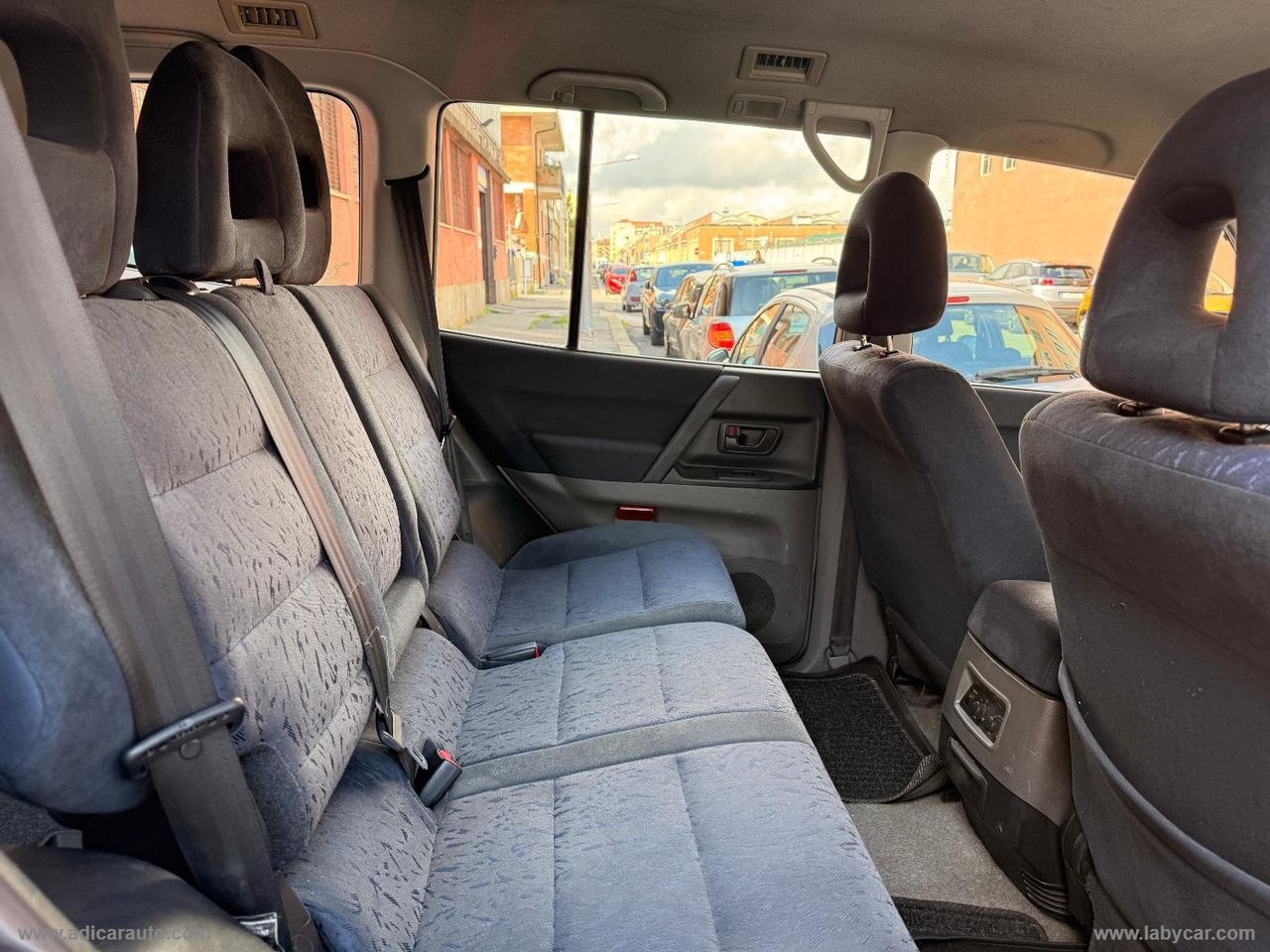 MITSUBISHI Pajero 3.2 16V DI-D 5p. GLX