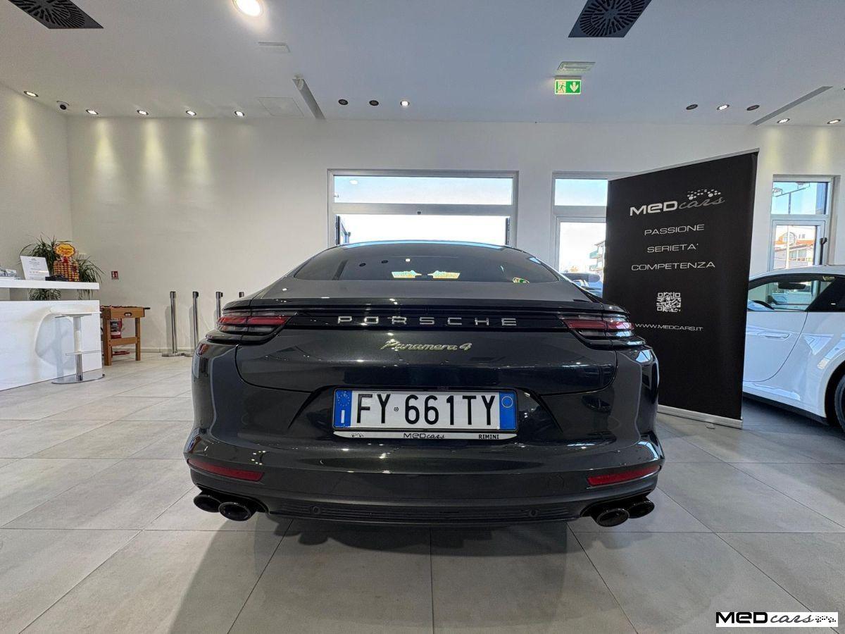 PORSCHE - Panamera - 4 E-Hybrid