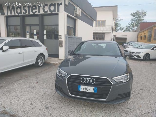 AUDI A3 A3 Sportback 30 1.5 g-tron Business 131cv s-tronic