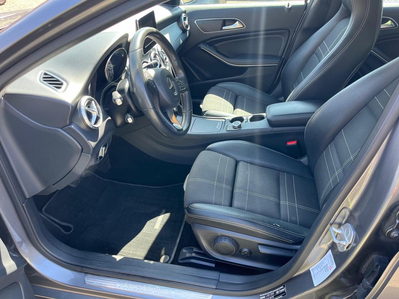 Mercedes-benz GLA 200 d Premium - 2016