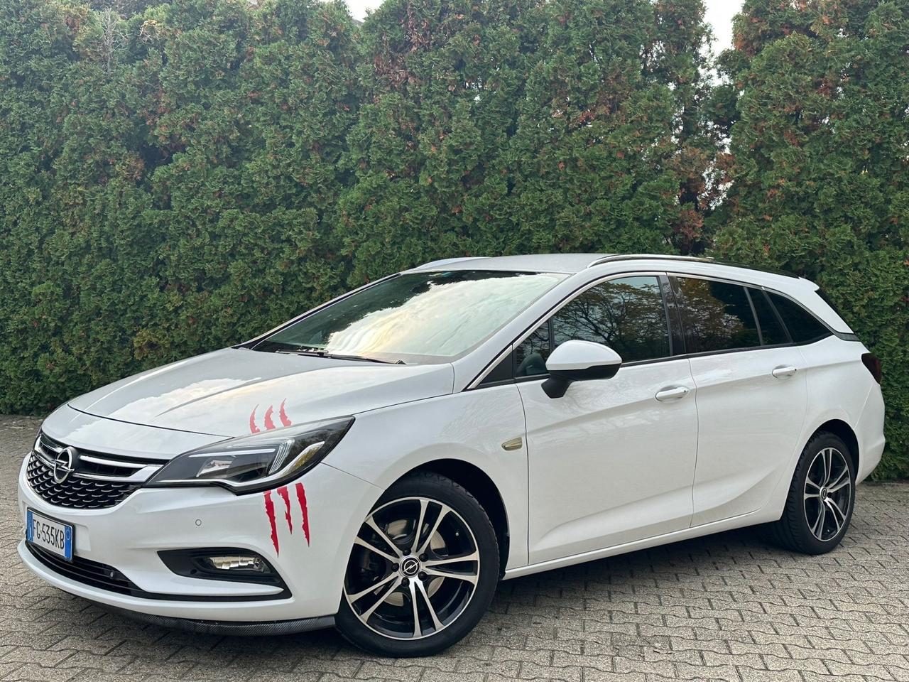 Opel Astra 1.6 CDTi 136CV Start&Stop Sports Tourer Innovation