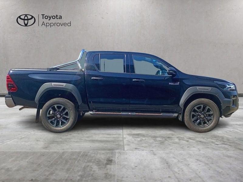Toyota HiLux Double Cab 2.8 D Invincible 4WD A/T