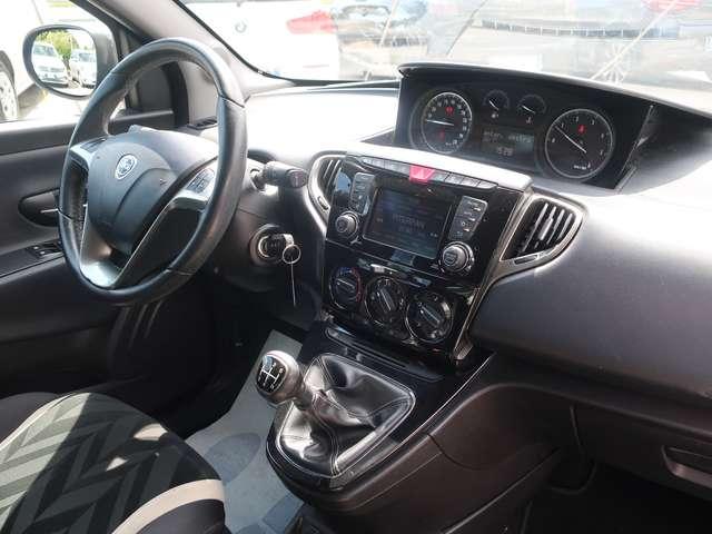 Lancia Ypsilon Ypsilon 1.3 mjt Gold s&s - Per Neopat.