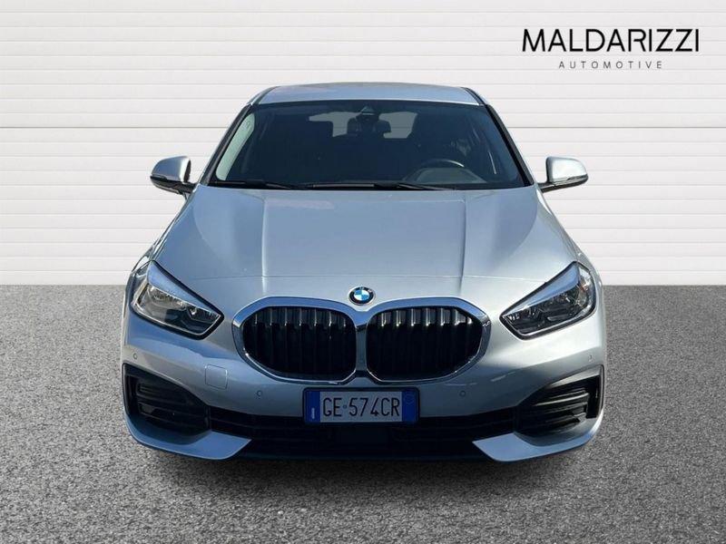 BMW Serie 1 F40 118d Business Advantage auto