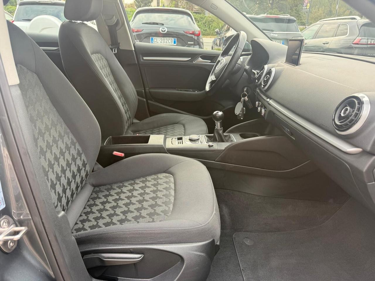 Audi A3 SPB 1.6 TDI Young