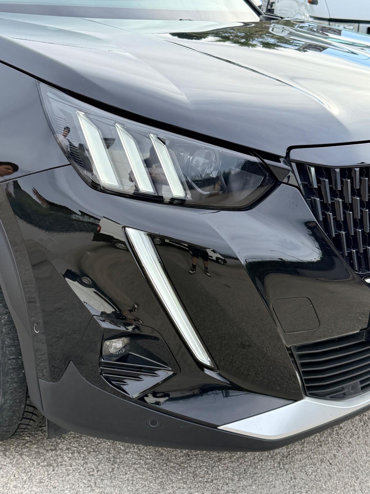 Peugeot 2008 PureTech 130 S&S EAT8 GT Pack