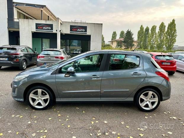 PEUGEOT 308 1.6 HDi 110CV 5p. Premium