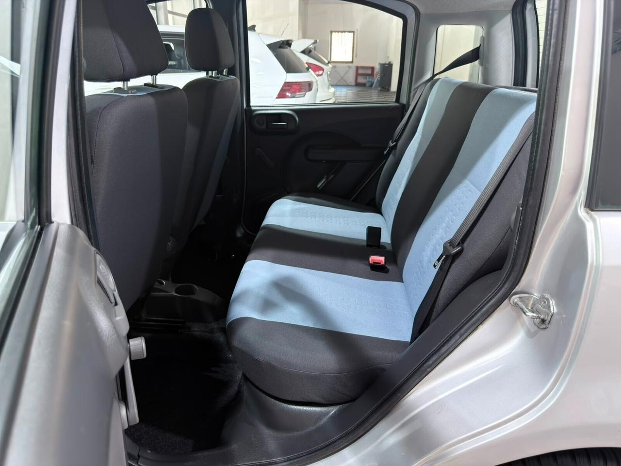 FIAT PANDA 1.2 AUTOMATICA 95.000km NEOPATENTATI