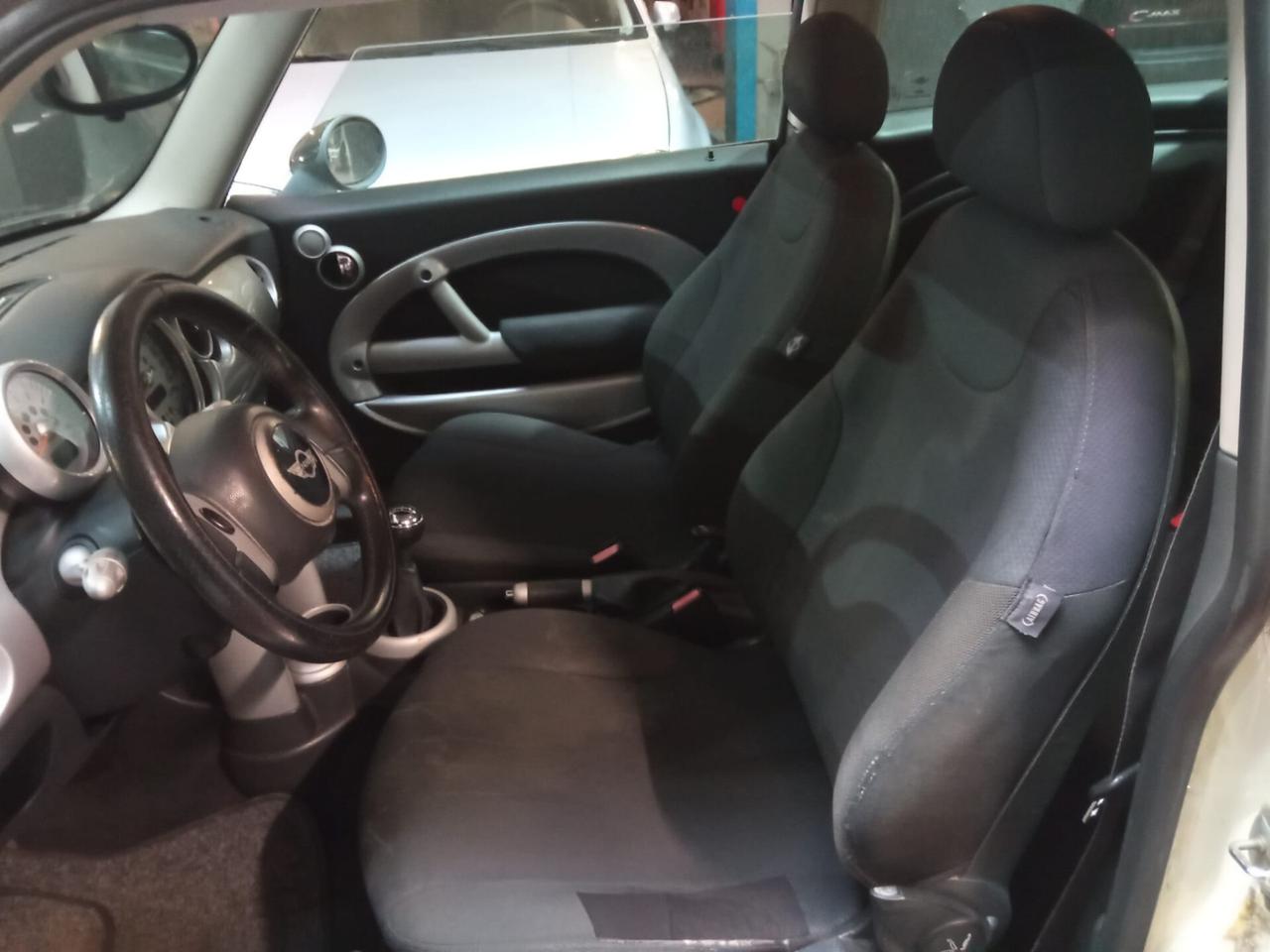 Mini 1.6 16V Cooper 115CV