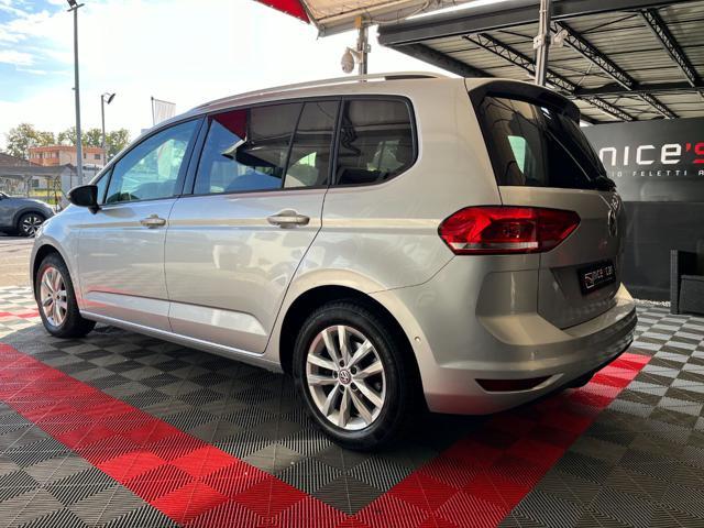 VOLKSWAGEN Touran 1.6 TDI 115CV SCR DSG Business BM Tech * 7 POSTI *