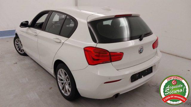 BMW 118 i 5p. Advantage Automatica Led Navi