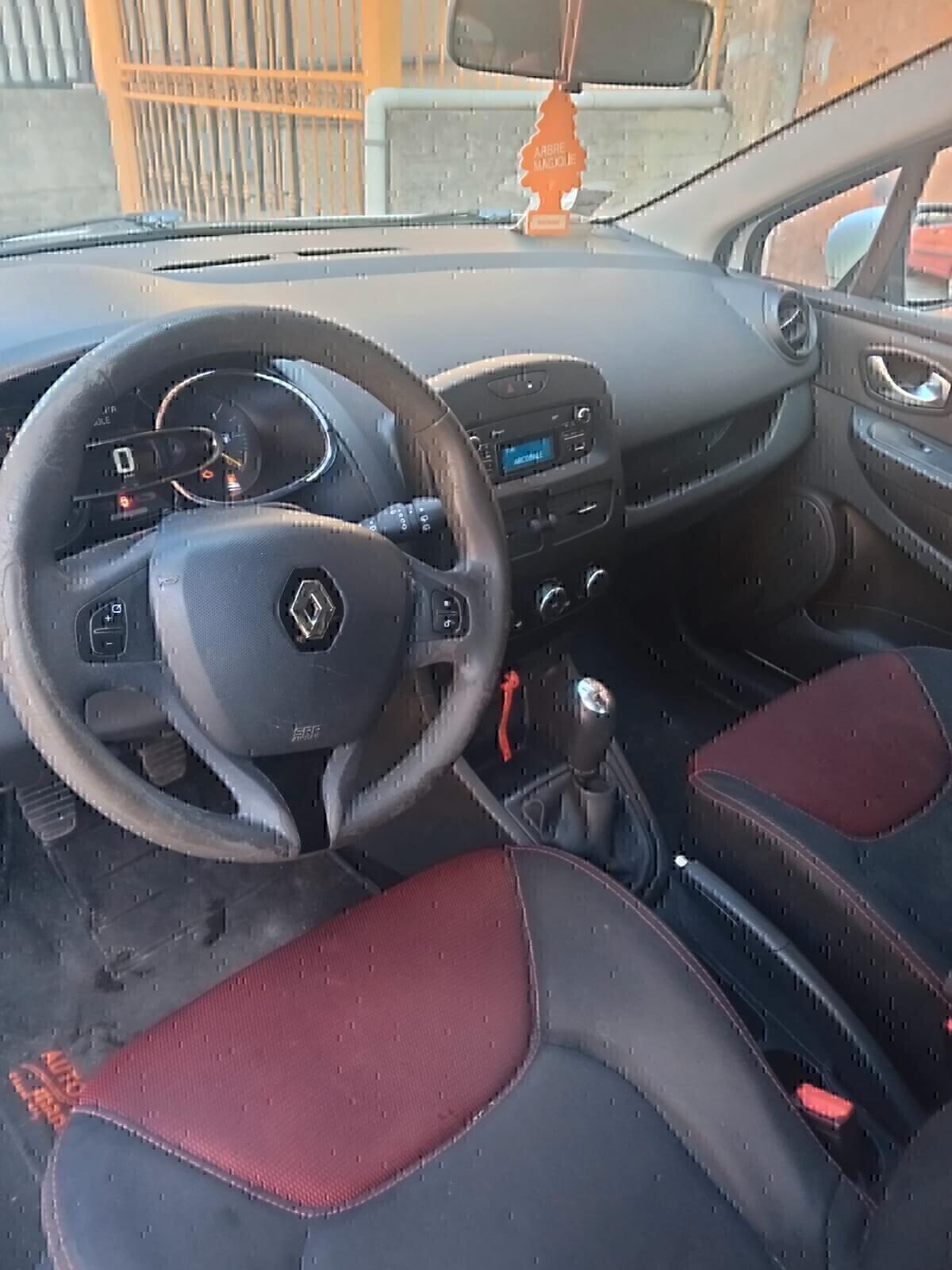 Renault Clio 1.5 dCi 8V 75CV 5 porte Wave
