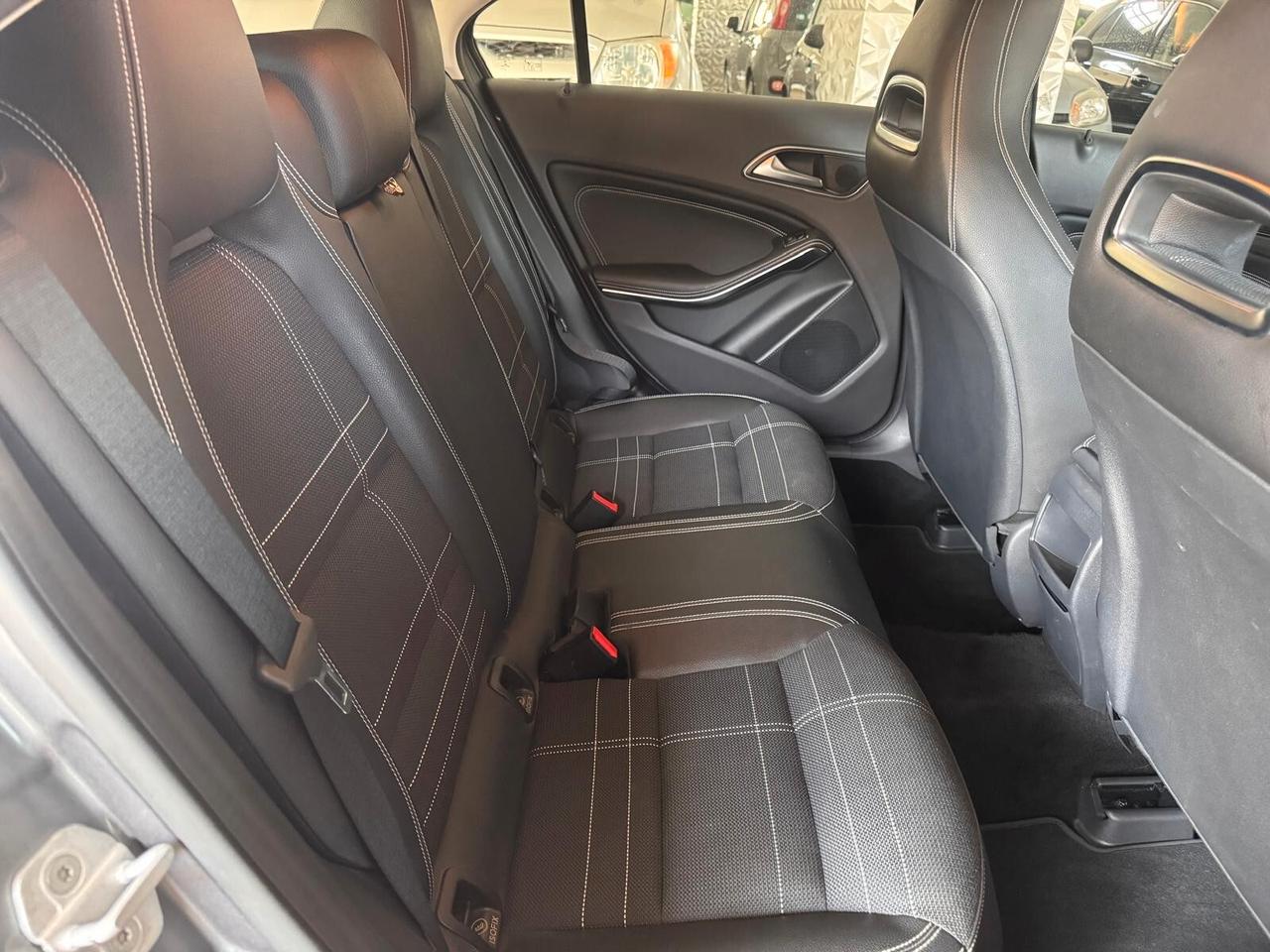 Mercedes-benz A 180 A 180 d Sport