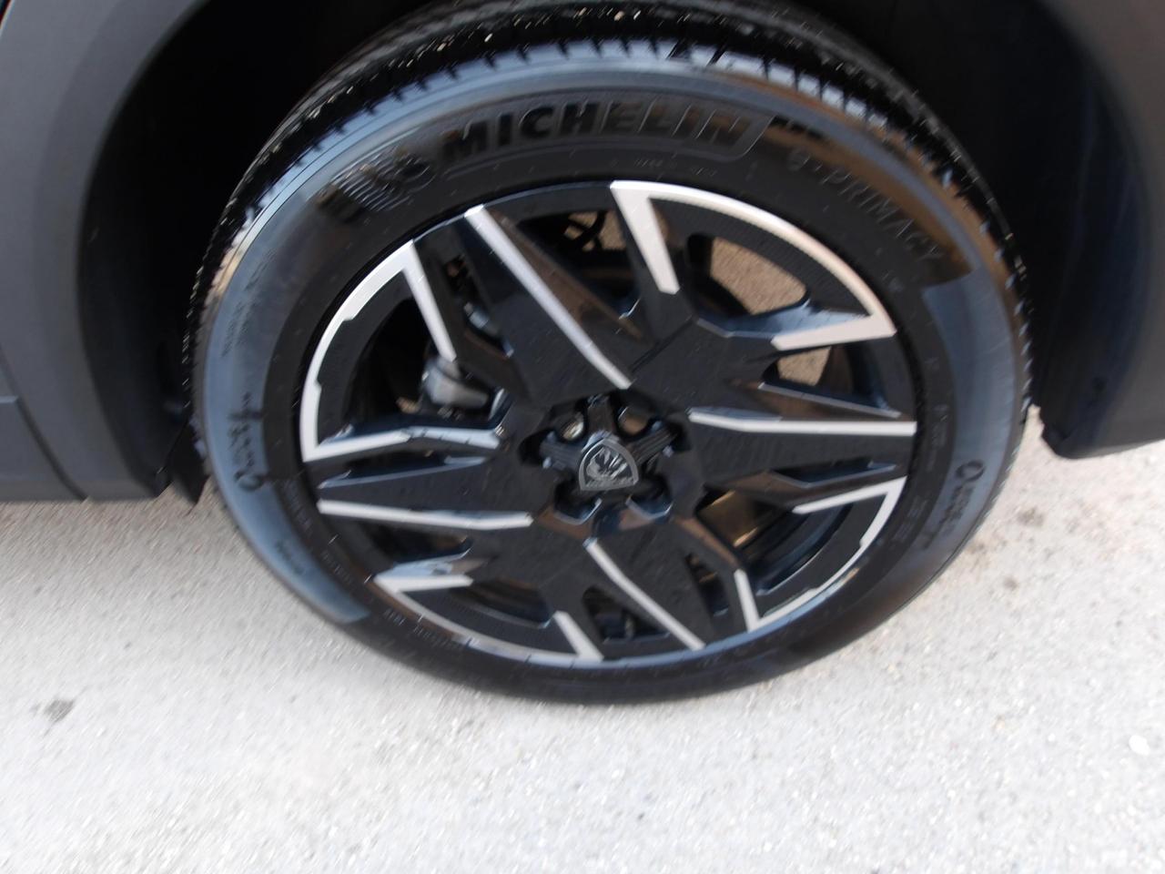 PEUGEOT 3008 Hybrid 145 e- DCS6 Allure