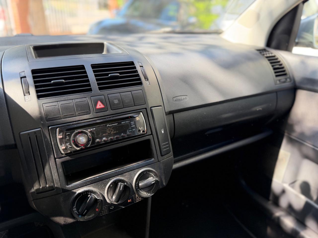 Volkswagen Polo 1.4/80CV 16V 5p. Comfort. BiFuel G