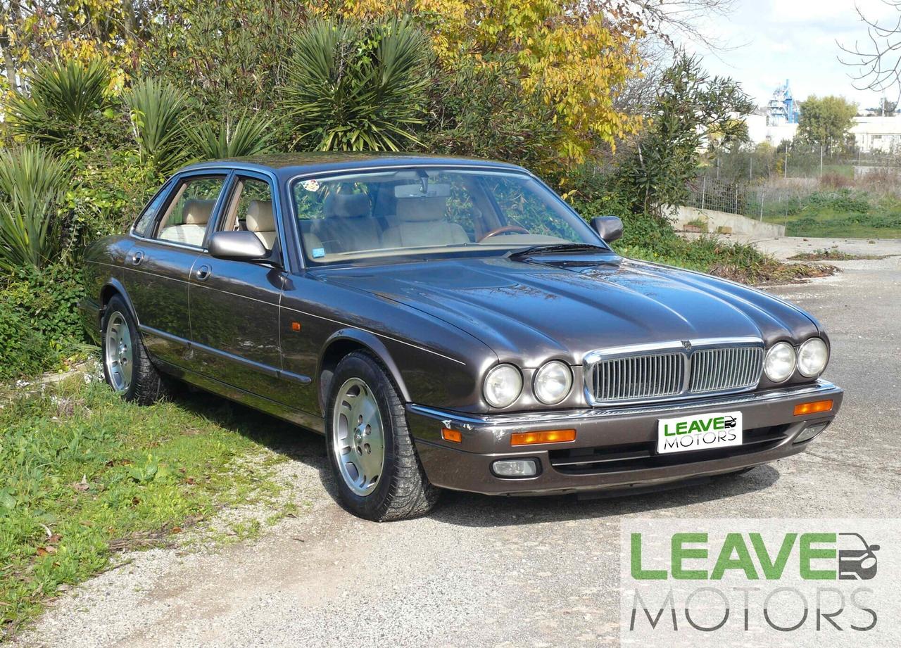 Jaguar XJ6 Sovereign 3.2 cat automatic (M1436)