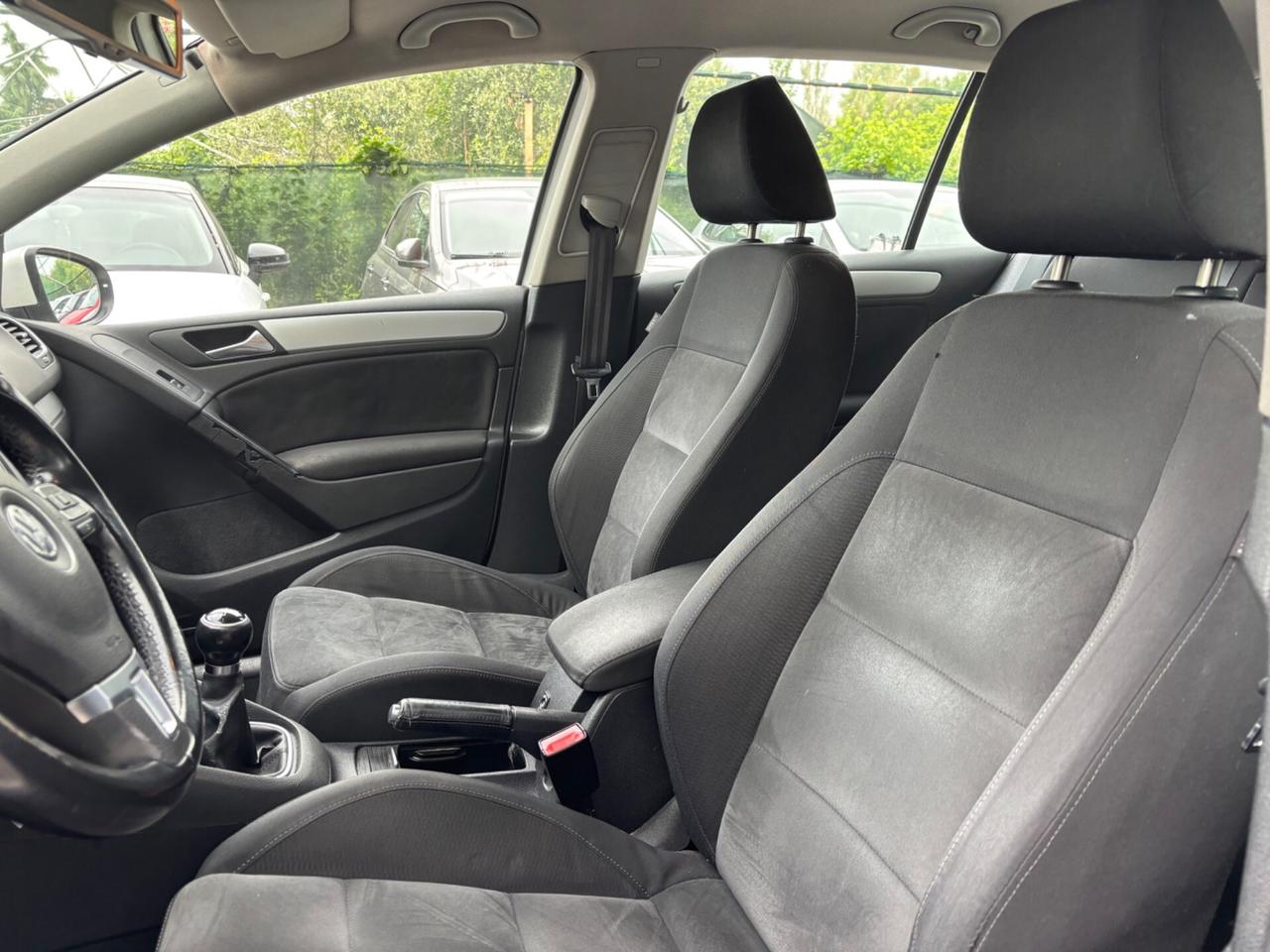 Volkswagen Golf 1.6 TDI 5p. Highline OK NEOPATENTATI