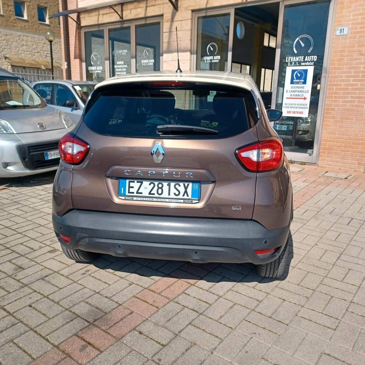 TENUTA IN MODO MANIACALE SEMPRE IN GARAGE CAPTUR 1.5