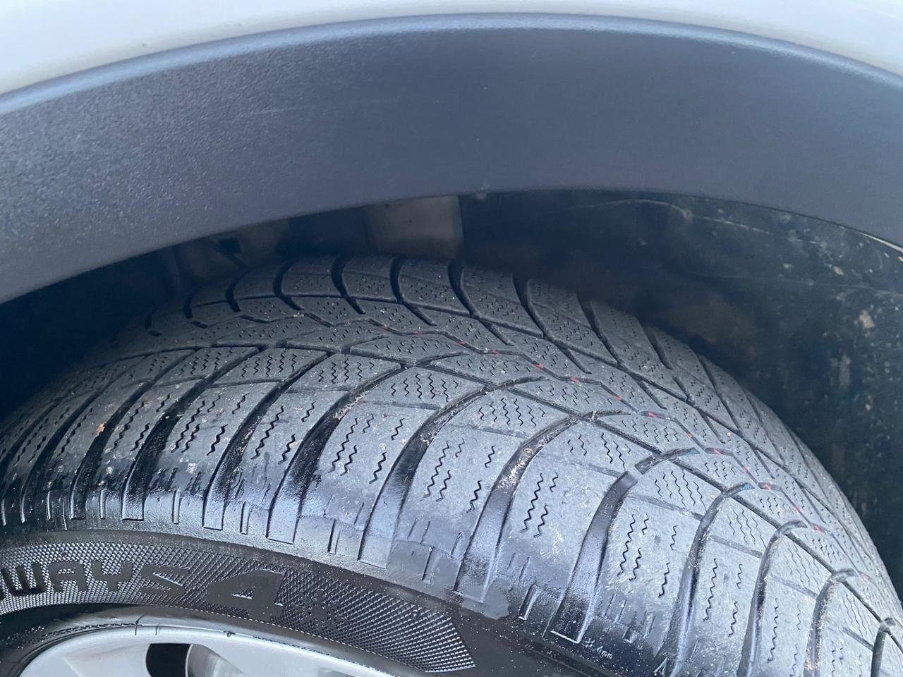 Ford Kuga 2.0 TDCI 150 CV S&S 4WD Powershift ST-Line Business