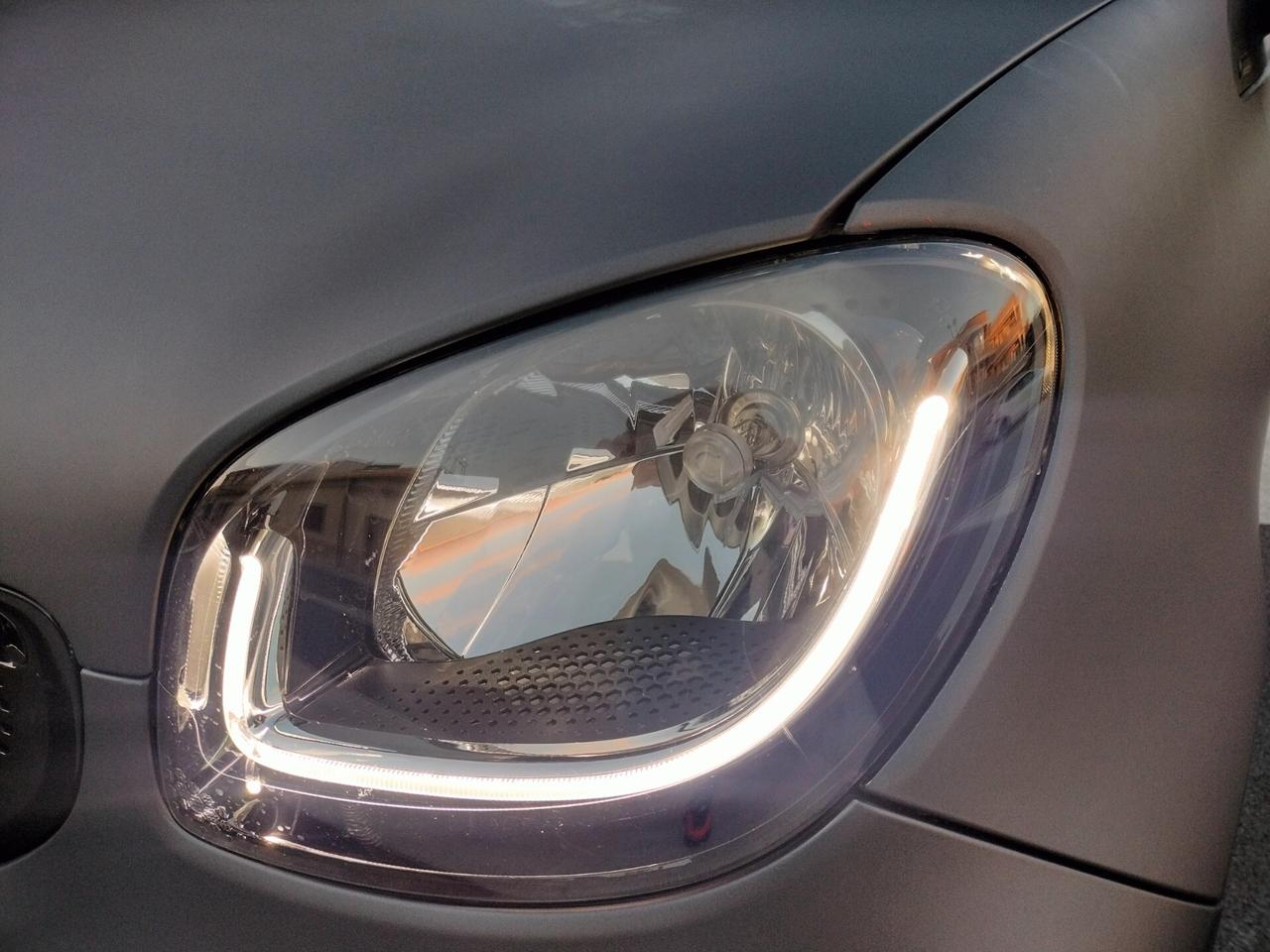 Smart ForTwo 1000 52 kW MHD coupé passion