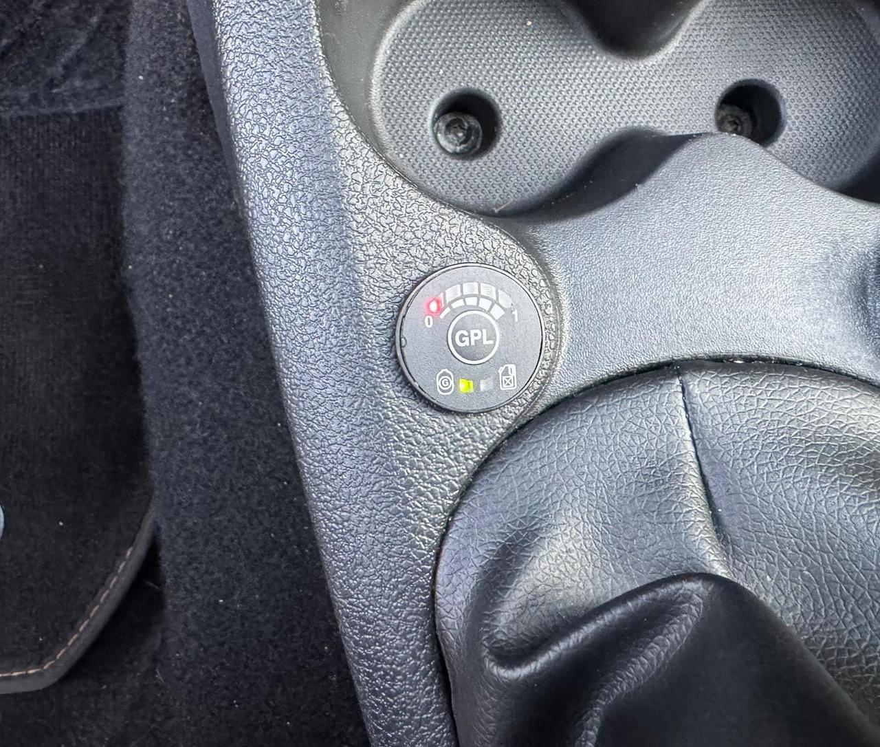 Dacia Sandero 0.9 TCe 12V T-GPL 90CV S&S Serie Speciale Brave