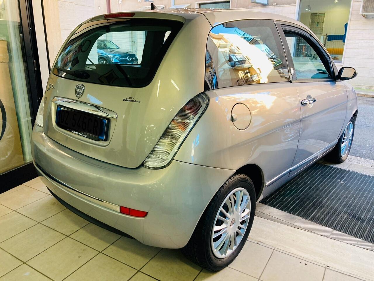 Lancia Ypsilon EcoChic GPL -X NEOPATENTATI-2009