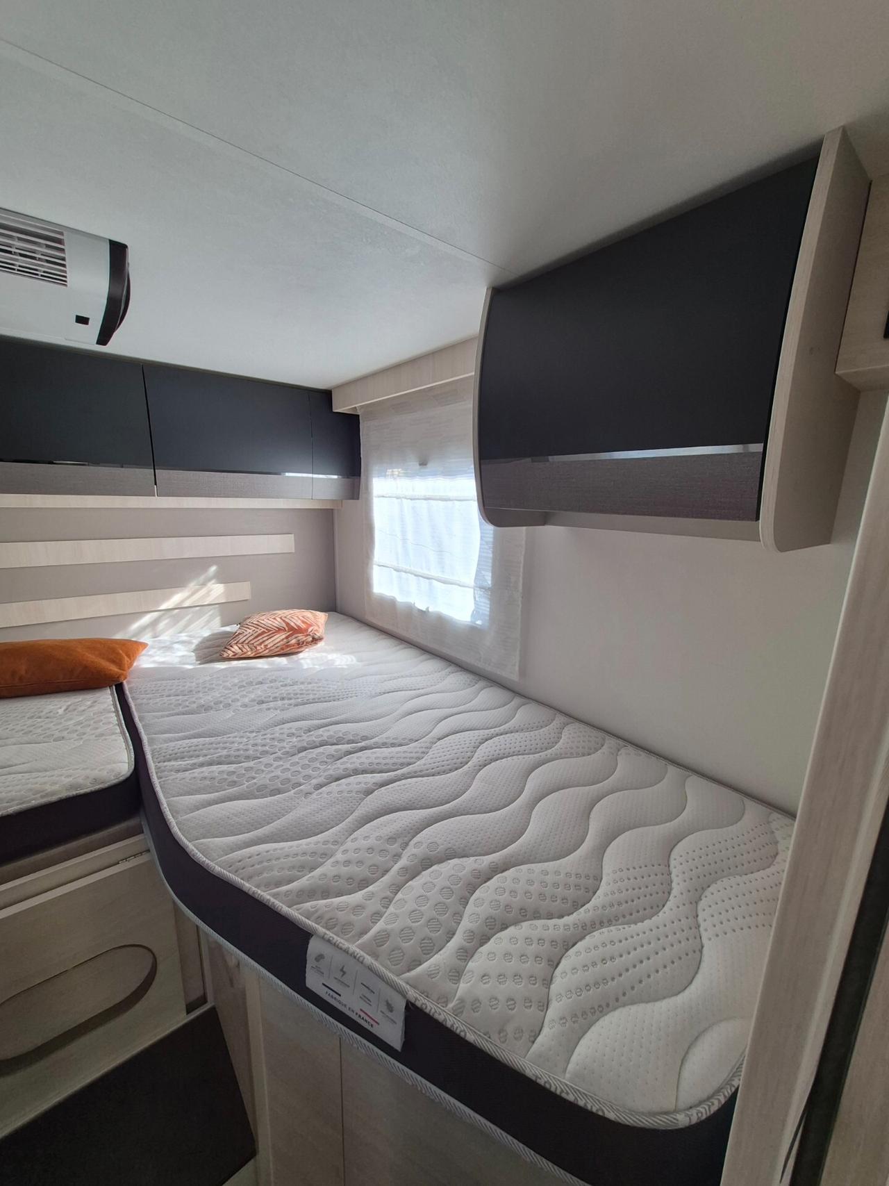 Challenger 337 GRAPHITE ULTIMATE LETTI GEMELLI