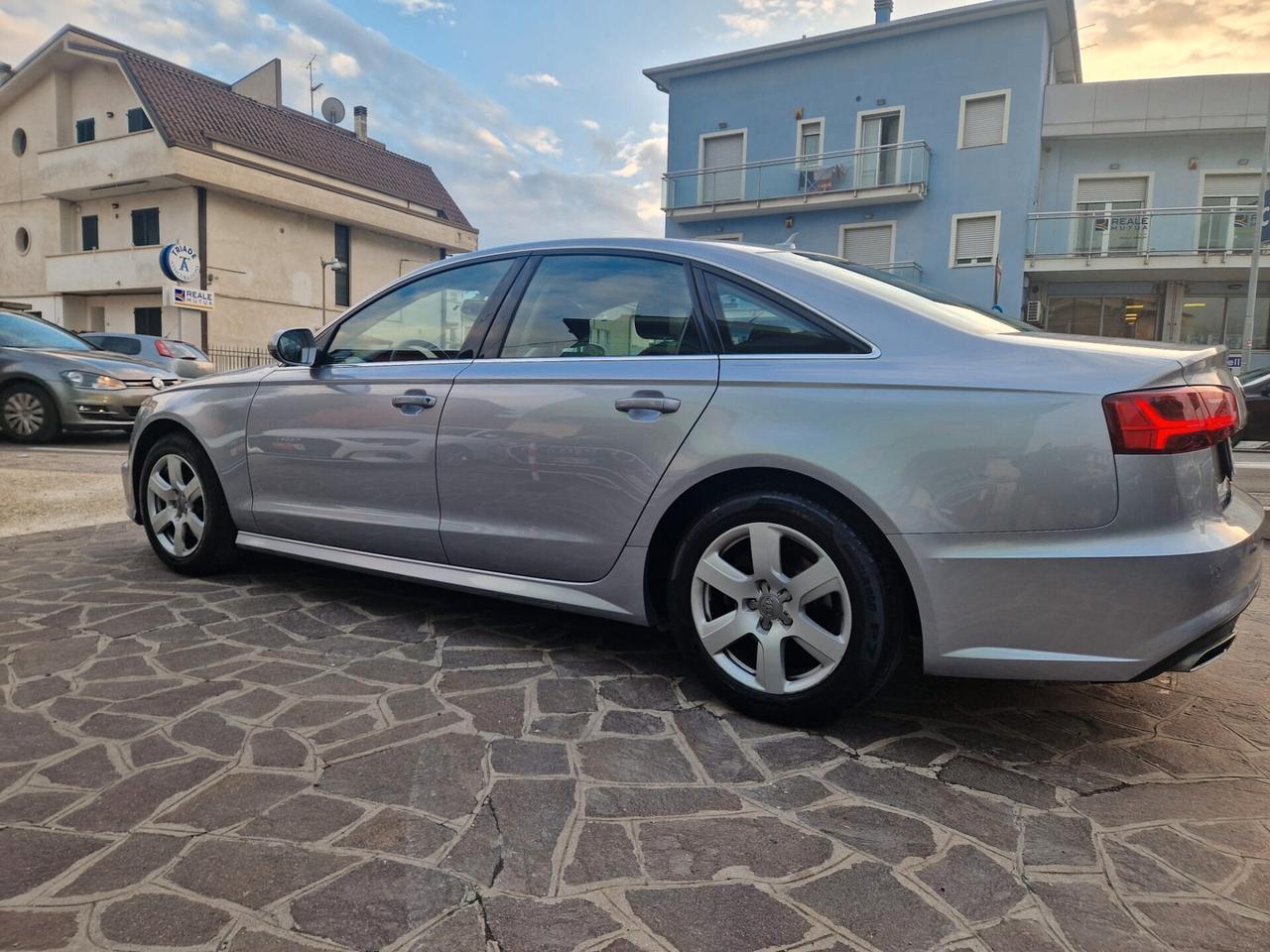 Audi A6 2.0 TDI ultra S tronic Business Plus