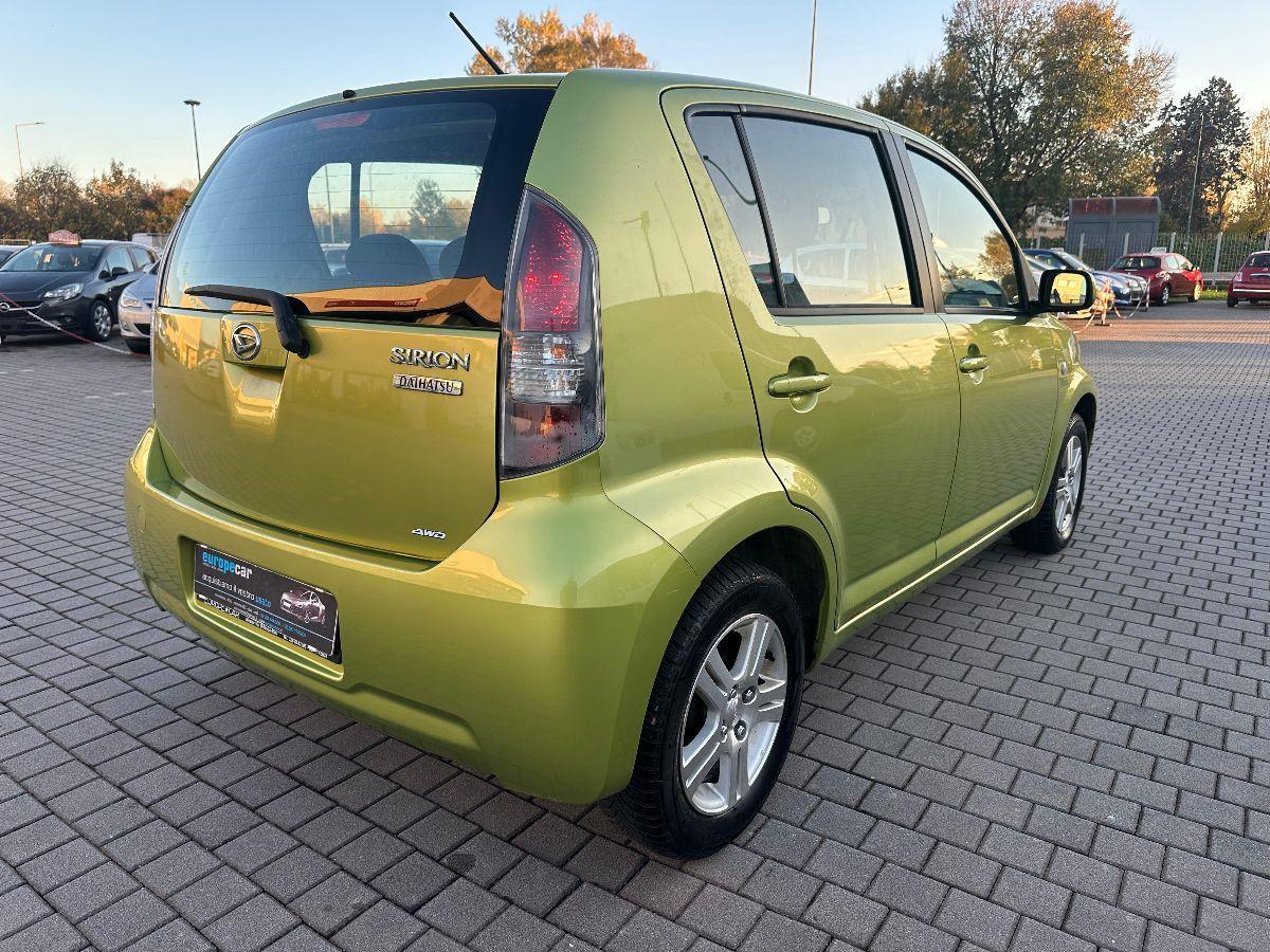 DAIHATSU - Sirion - 1.3i 16V 4WD CX