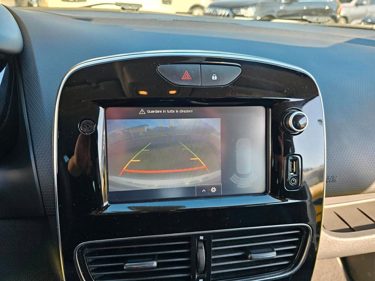 Renault Clio dCi 8V 90 CV 5 porte Duel2