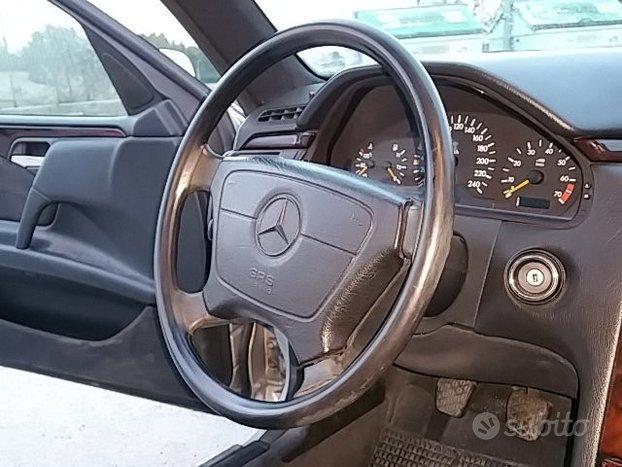 Mercedes Classe E 200 S.W. Elegance Metano