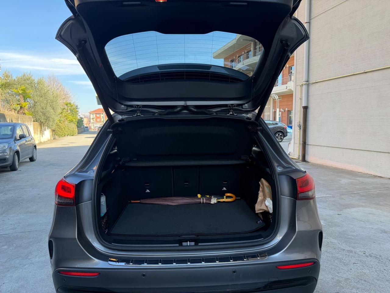 Mercedes-Benz GLA 200 Premium Plus *PROMO F #9518