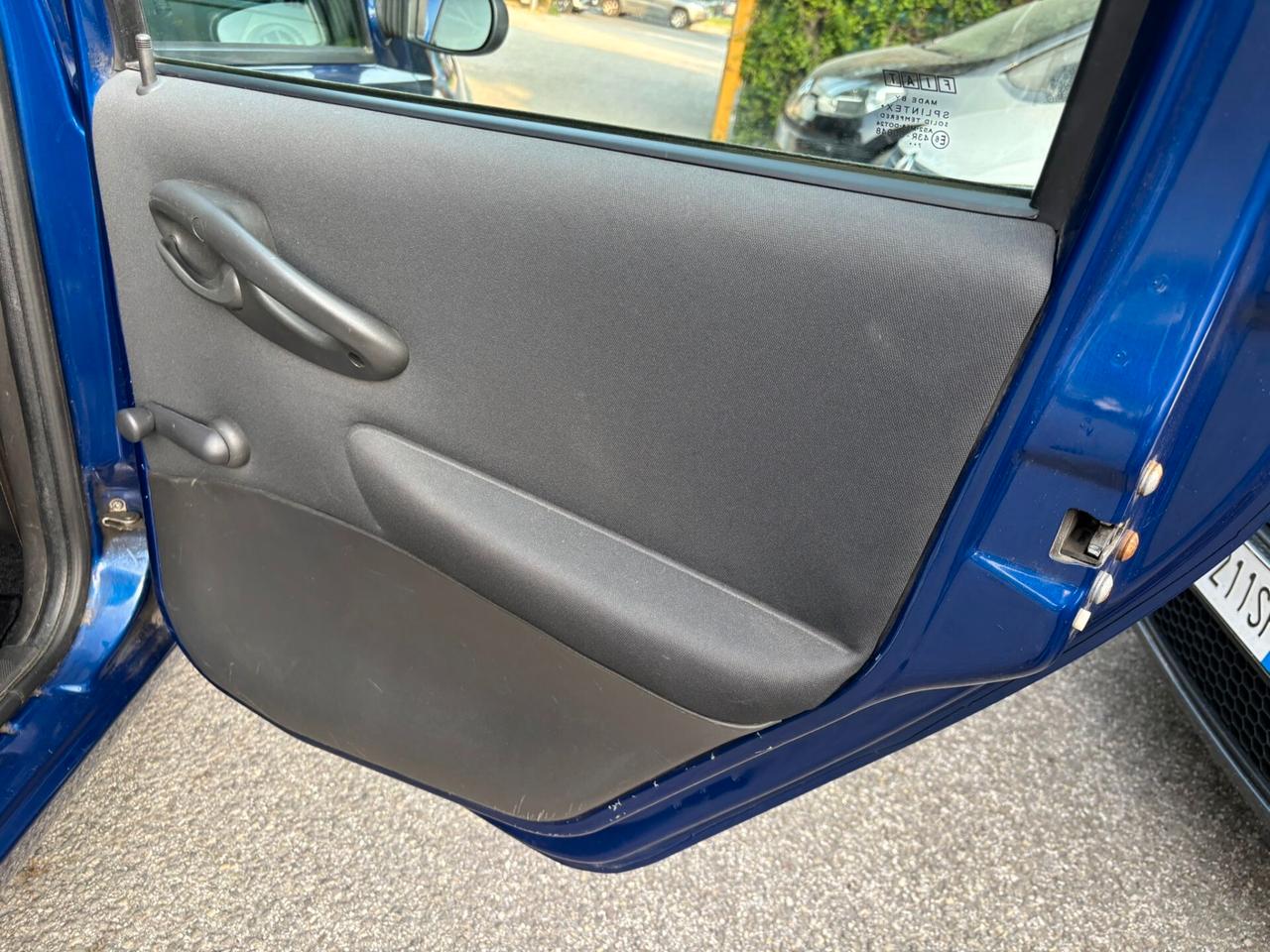 Fiat Punto Classic 1.2 5 porte Natural Power OK Neopatentati