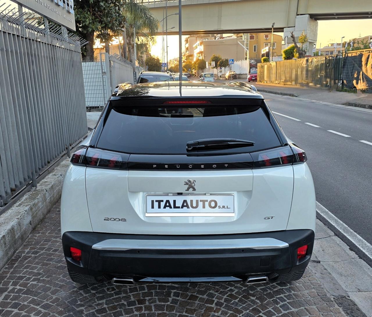 Peugeot 2008 PureTech 130 S&S EAT8 GT