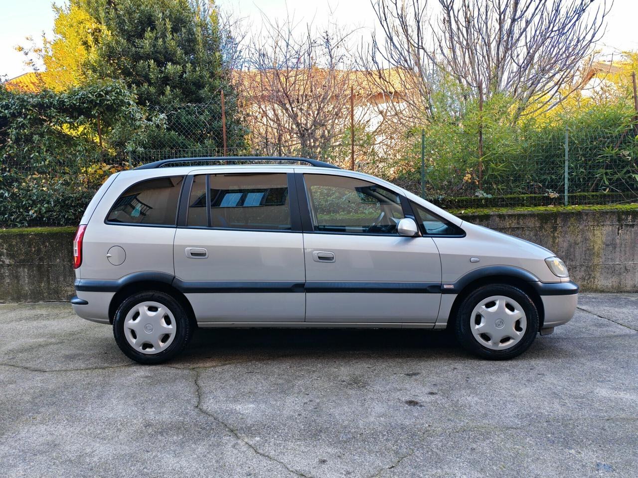 Opel Zafira 1.6 BENZINA 100cv / Uniproprietario